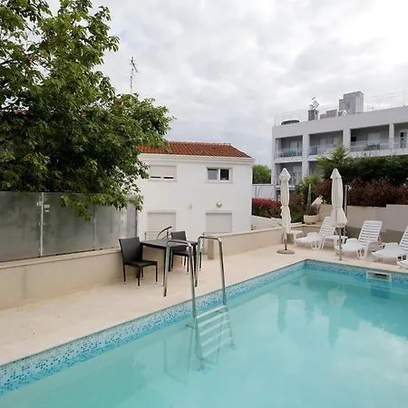 Apartament Sebelja *